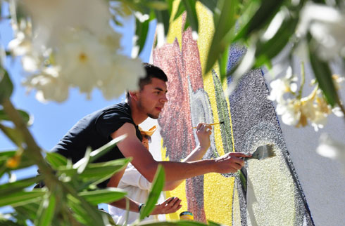 BG Mural Flowers